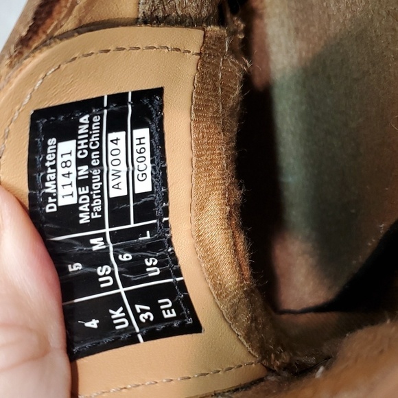 Vintage Dr.Martens Womens 11481 Y2K Chunky Tractor Platform shoes boots sz US 6 - Picture 12 of 12